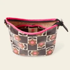 Carrymin Crossbody - Flower Pot Chestnut -Orla Kiely Sales Store 24SEFLP830 2130CarryminCrossbody FlowerPotChestnut4