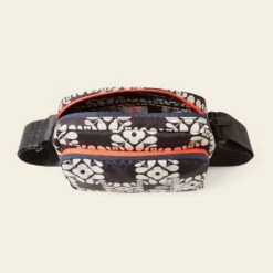 Angle Camera Bag - Lattice Flower Tile Onyx -Orla Kiely Sales Store 24SELFT764 0012 AngleCameraBag LatticeFlowerTileOnyx4