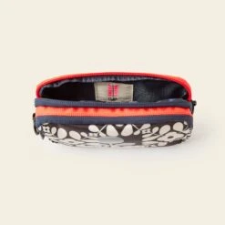 Iota Phone Case - Lattice Flower Tile Onyx -Orla Kiely Sales Store 24SELFT840 0012 IotaPhoneCase LatticeFlowerTileOnyx4