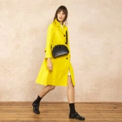 Luna Crossbody - Black Punched Flower -Orla Kiely Sales Store 24SELLE868 0010 LunaCrossbody BlackPunchedFlower .model2