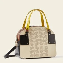 Luna Bowling Bag - Cream Punched Flower -Orla Kiely Sales Store 24SELLE889 1990 LunaBowlingBag CreamPunchedFlower2 scaled