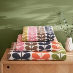 Multi Stem Towels Auburn -Orla Kiely Sales Store MultiStemAuburnStackFINAL