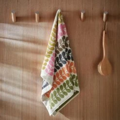 Multi Stem Towels Auburn -Orla Kiely Sales Store MultiStemAuburnTowelCameoFINAL