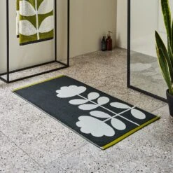 Cut Stem Towels Moss/Charcoal -Orla Kiely Sales Store cut stem moss charcoal bath mat
