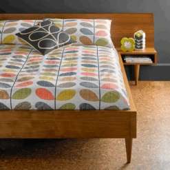 Scribble Stem Bed Linen Bright Multi Stem -Orla Kiely Sales Store scribble stem multi final for email 800x c80fdcb8 73c3 4859 bbf8 518f8e954cbf